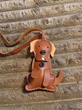 Brown Dog-Shaped Leather  Accessory Holder -